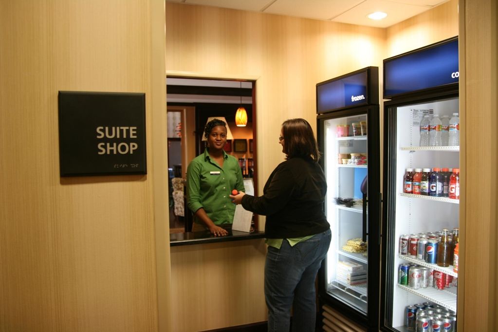 Hampton Inn & Suites Brenham Facilities photo